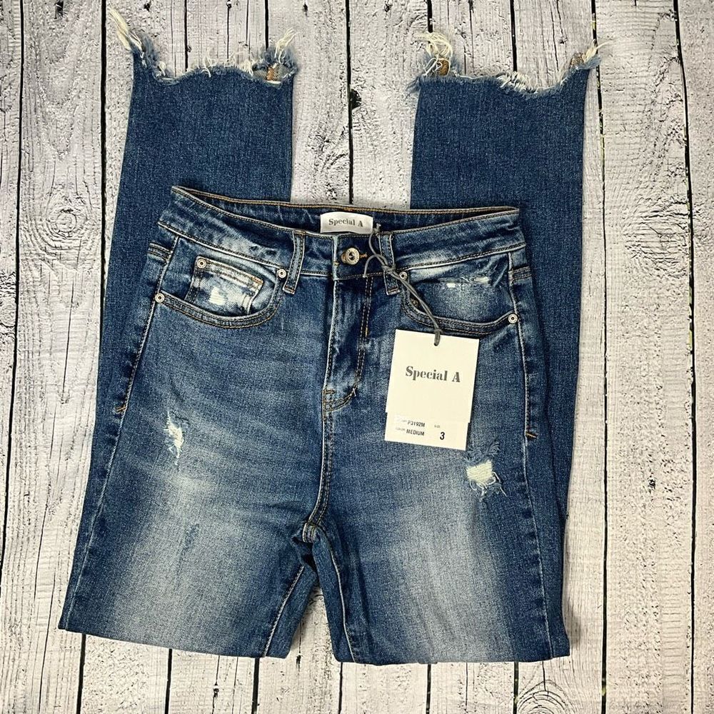 SPECIAL A High Rise Skinny Jeans